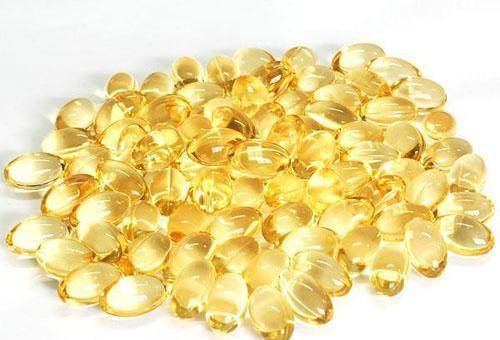  睡前1粒維E，皮膚會(huì)獲得3個(gè)好處，堅(jiān)持使用